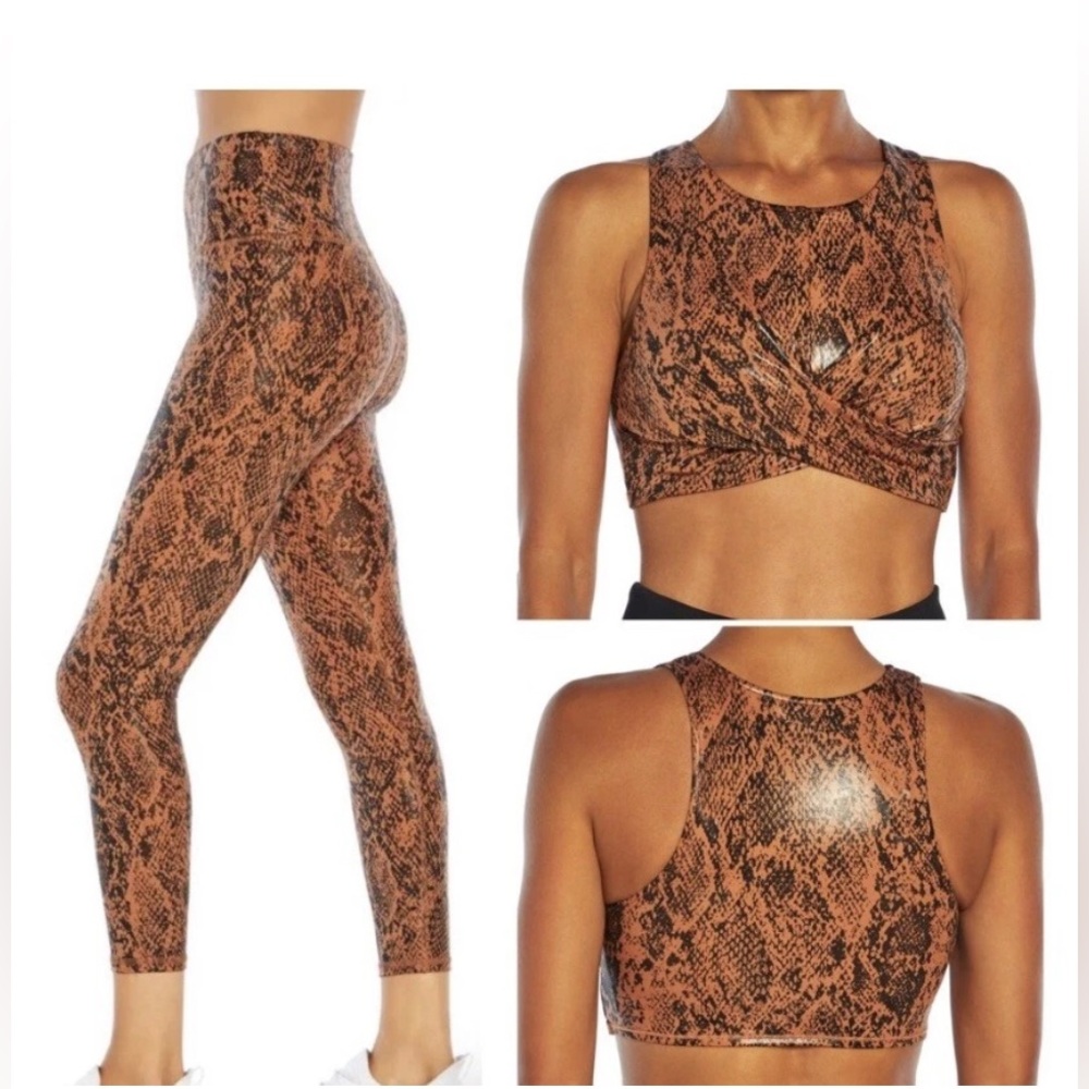 Zobha active set in shine snake print size M